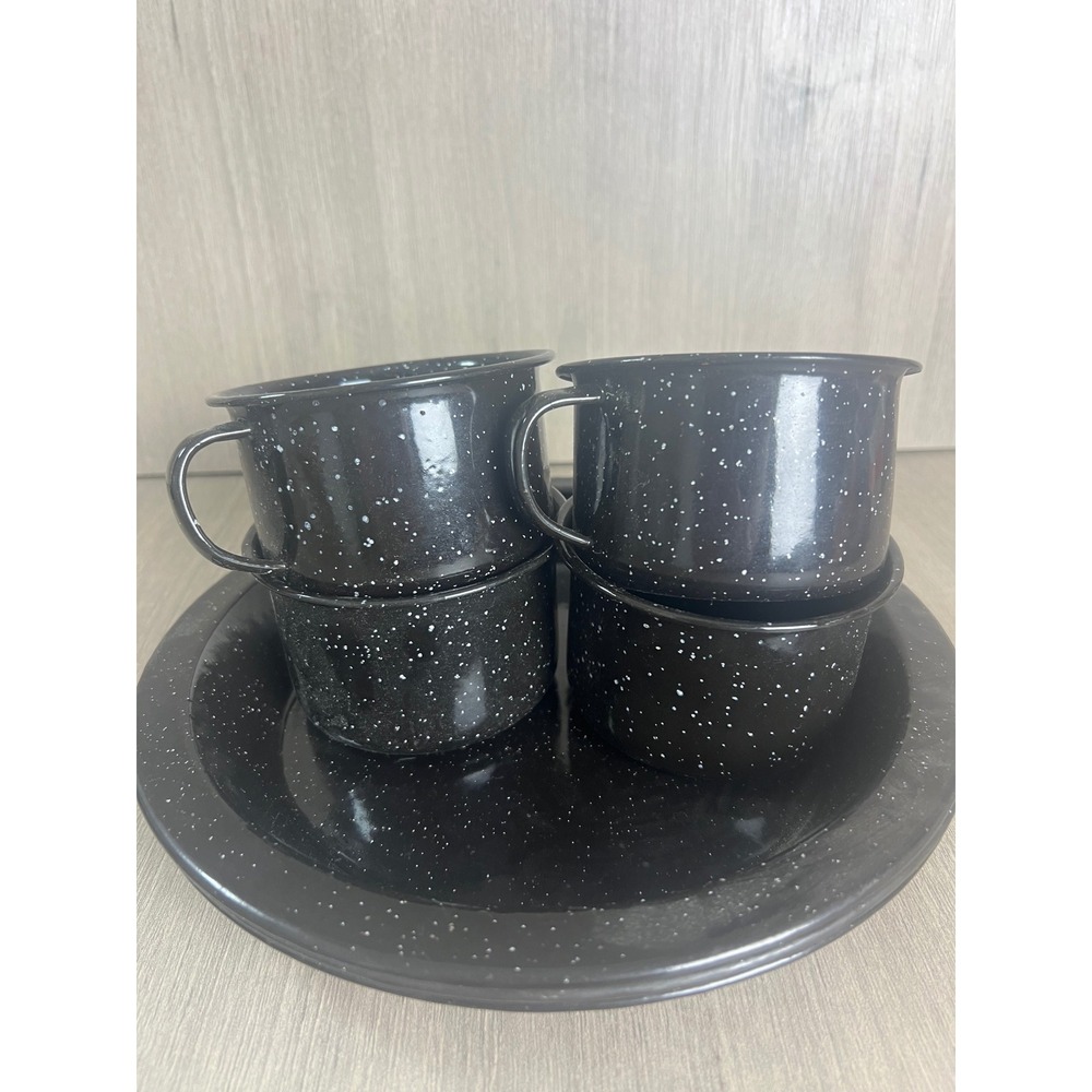 Vintage Black Speckled Enamelware 8 Piece Set 4 Plates 4 Mugs Camping Cabin - Picture 2 of 9